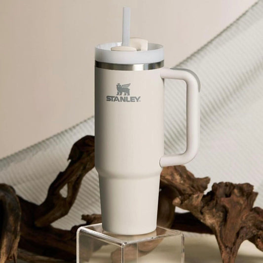 🔥 TERMO STANLEY TÉRMICO COLOR CREMA - Mantén tu Bebida Perfecta